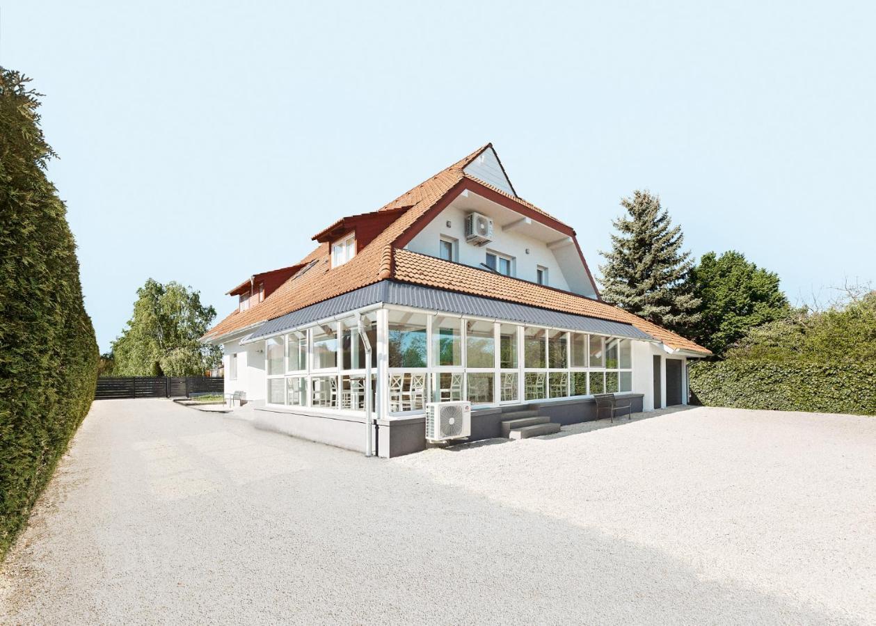 Gyenesdiás Lorelei Pension Adults Only المظهر الخارجي الصورة